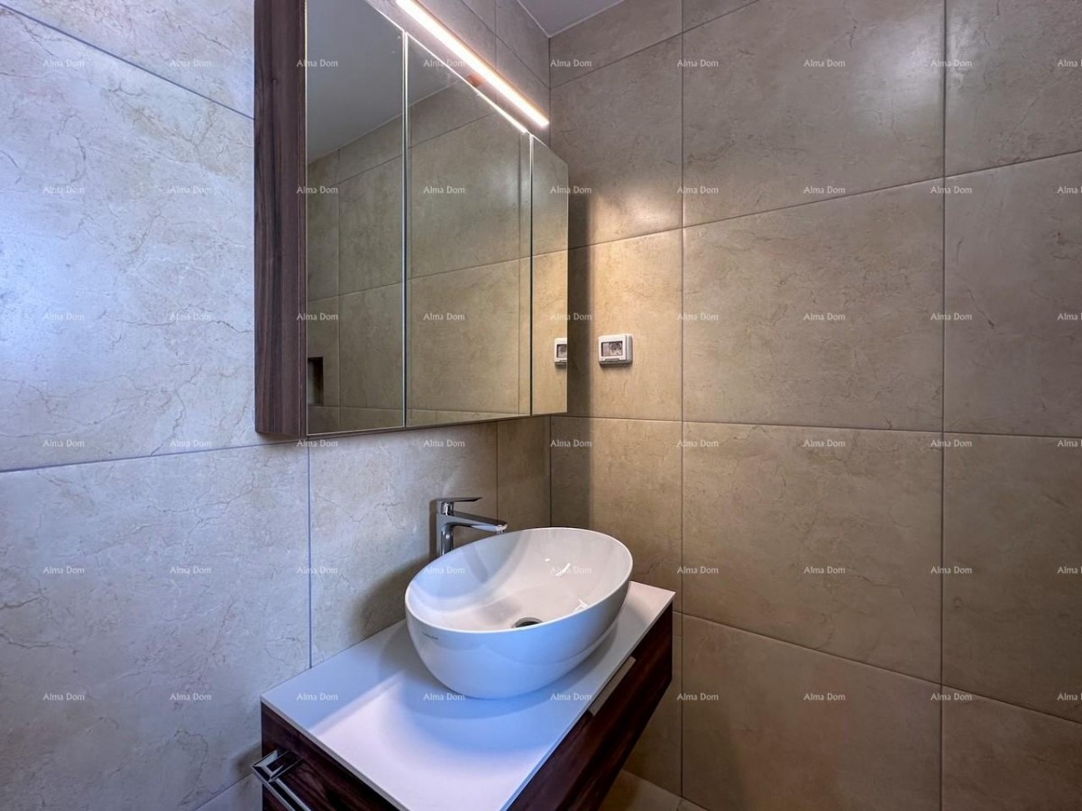 Prodaja čudovite vile z bazenom, mediteranski stil, Umag 42