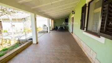 Аутентичное истарское имение недалеко от Жмина – дом с большим потенциалом! 16