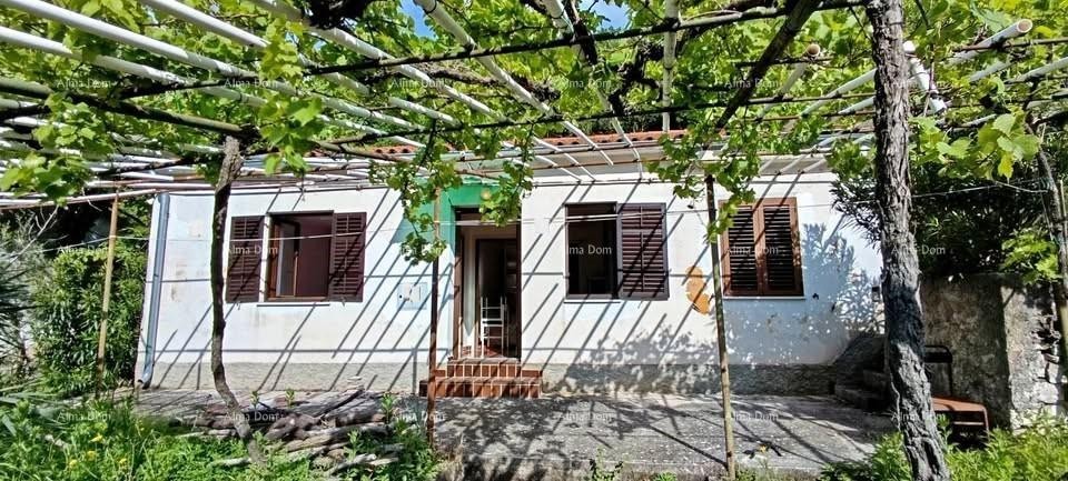 In vendita casa  – Raša 3