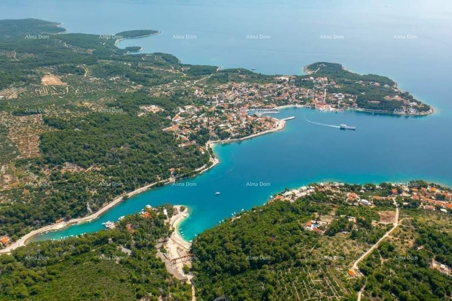 Građevinsko zemljišče s gradbenim dovoljenjem, 100 m oddaljeno od morja, Brač! 1