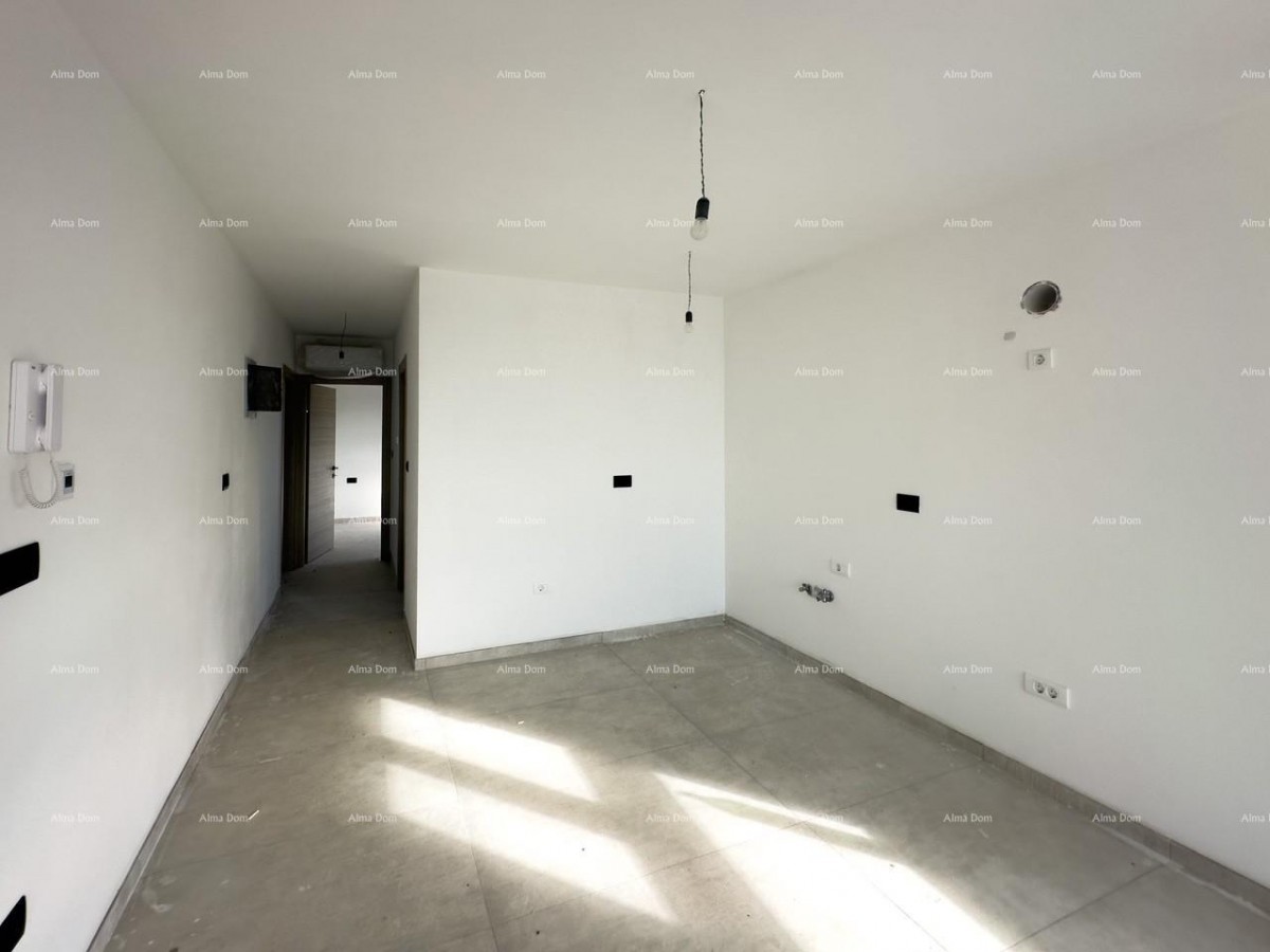 Vendiamo un appartamento in un nuovo edificio a Banjole. 5