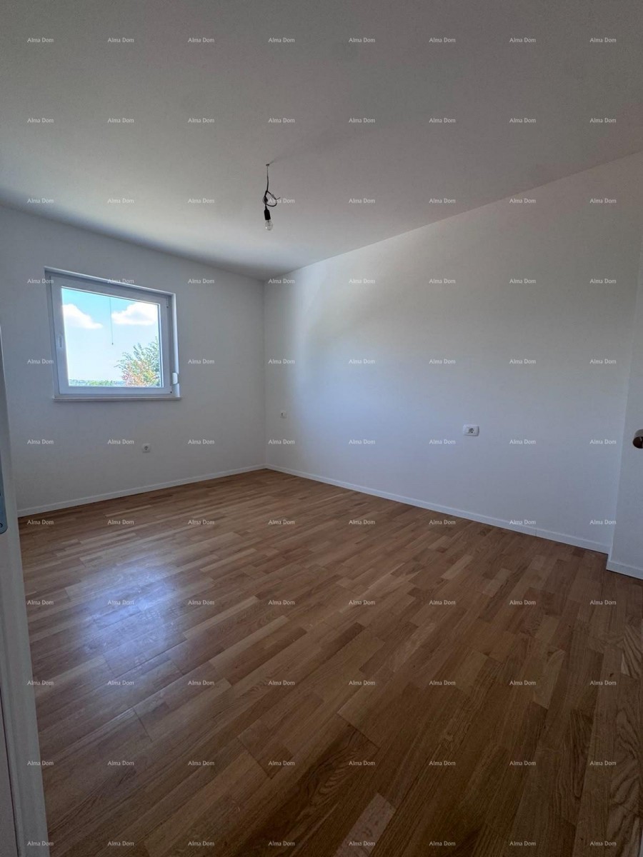 Moderno trilocale con grande terrazza e 2 posti auto 15
