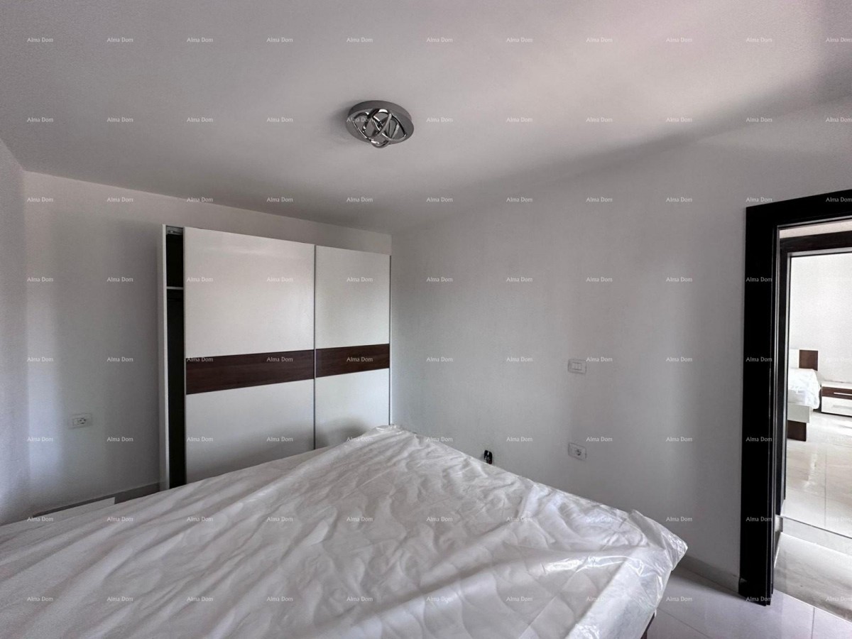 For sale: a fantastic house with three apartments in Medulin! 34