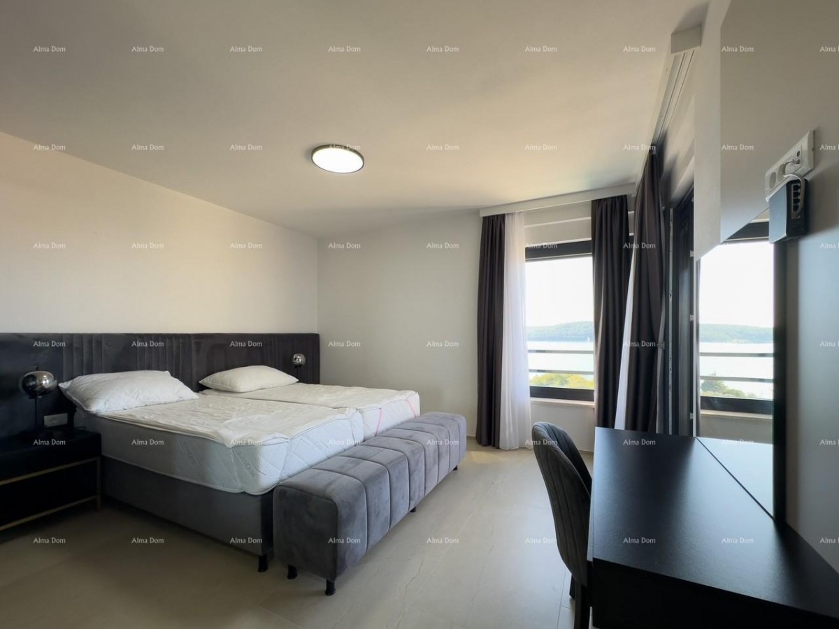 Predivan stan u Medulinu sa garažom! 16