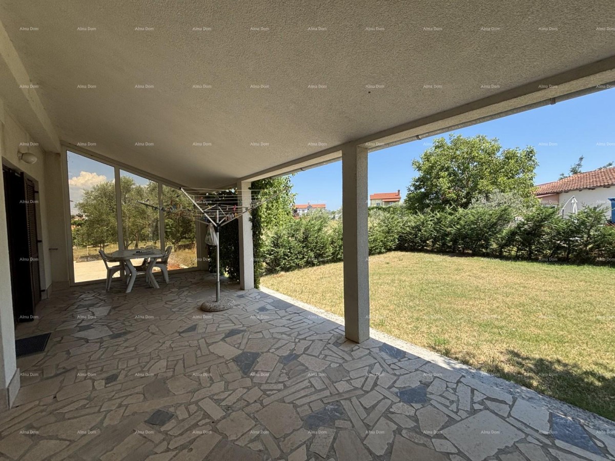 VALBANDON - Kuća s dva stana – idealna za obiteljski život ili investiciju 9