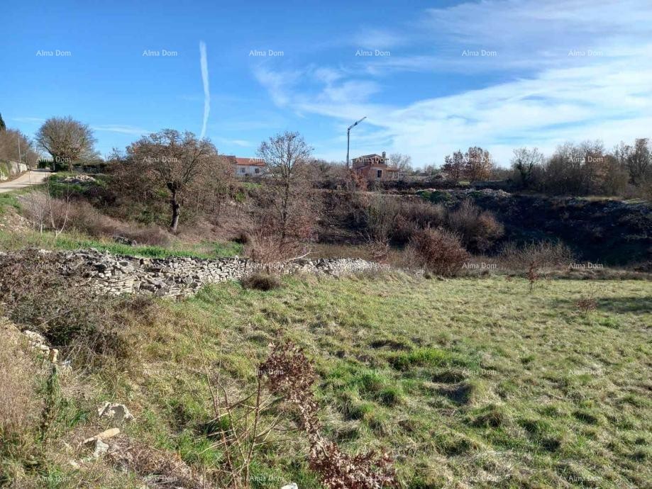 Prodaje se građevinsko zemljište 4375 m2, Kanfanar 2