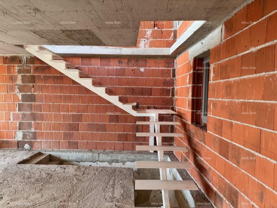 In vendita casa in fase rohbau con vista panoramica – Galižana, Istria 7