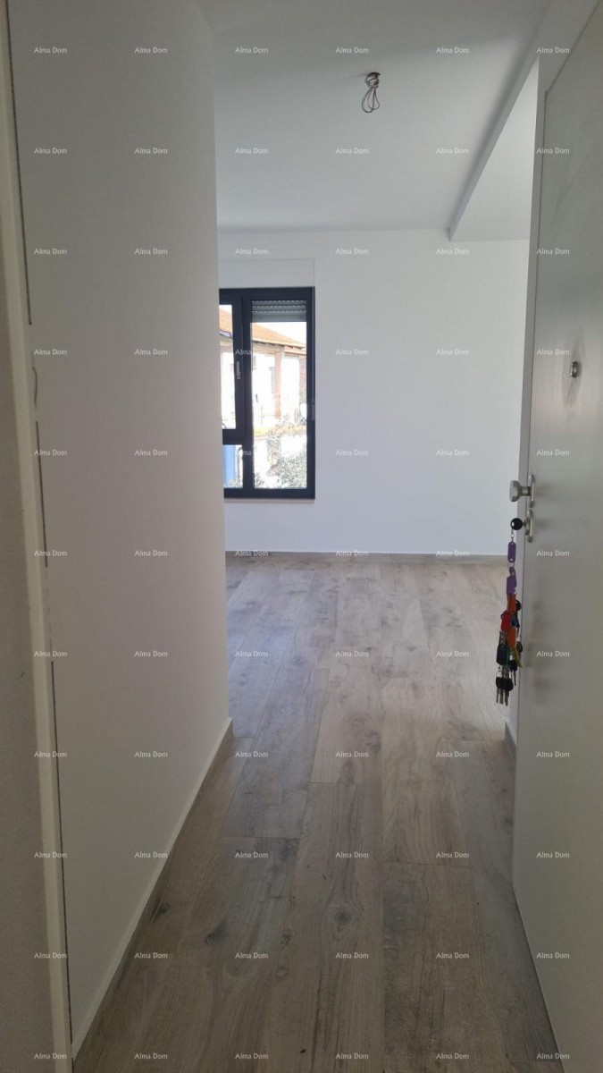 Moderan apartman  s dva parkirna mjesta, u bloku B, blizina Umaga! s2 8