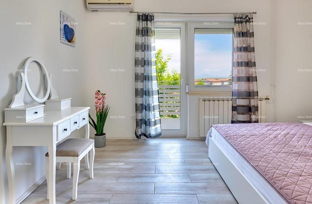 Prodaje se kuća s bazenom i pogledom na more – Ližnjan 18