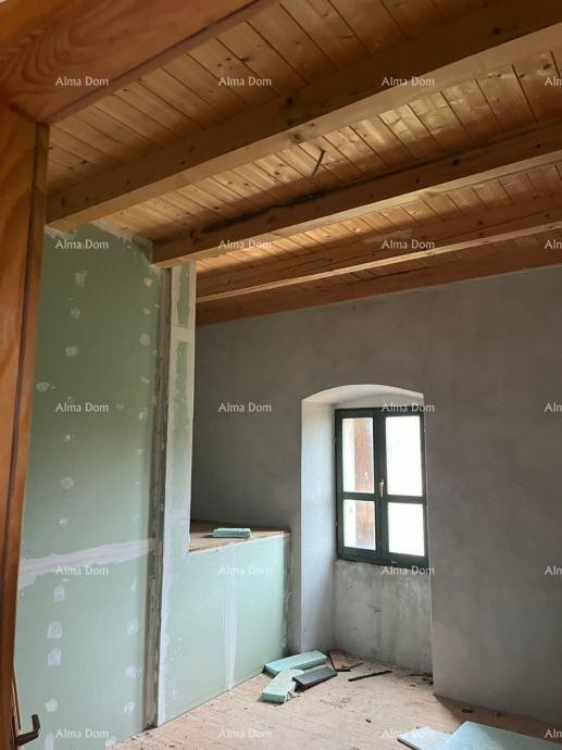 In vendita casa familiare in una zona tranquilla nei dintorni di Labin 5