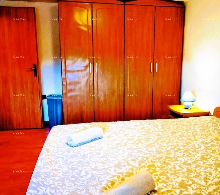 Prodaje se kuća, 170 m2, Karojba 22