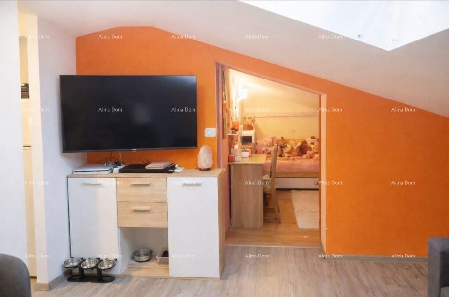 Rovinj – property with two apartments, sea view, and parking space 16