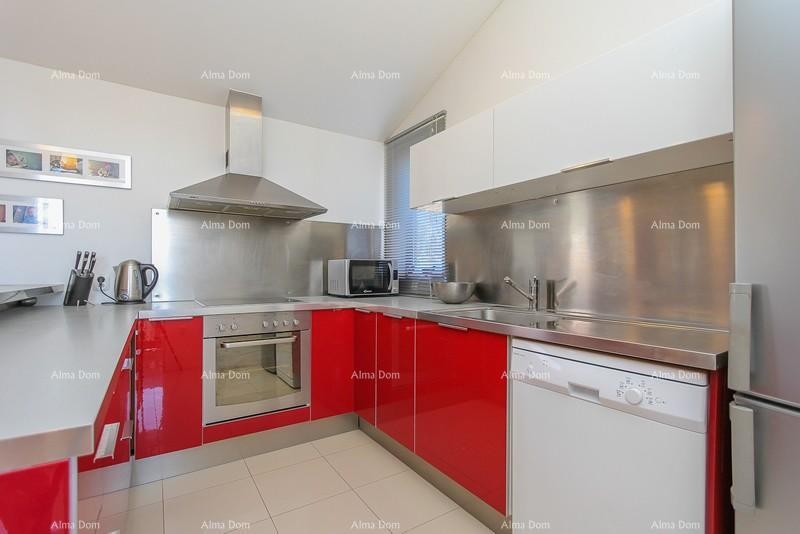 Лижњан – Просторный семейный дом с большим потенциалом 8