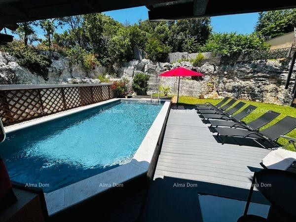 Sand Cove – House with Pool and Separate Apartment, Sea View, 300 m from the Beach 1