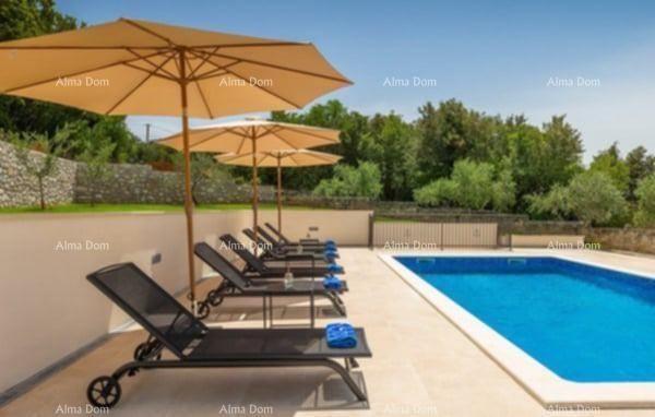 Trget – Beautiful House with a Panoramic Sea View 7