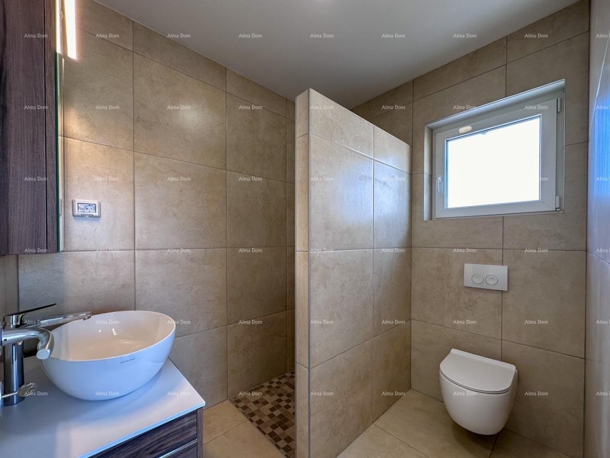 Prodaja čudovite vile z bazenom, mediteranski stil, Umag 40