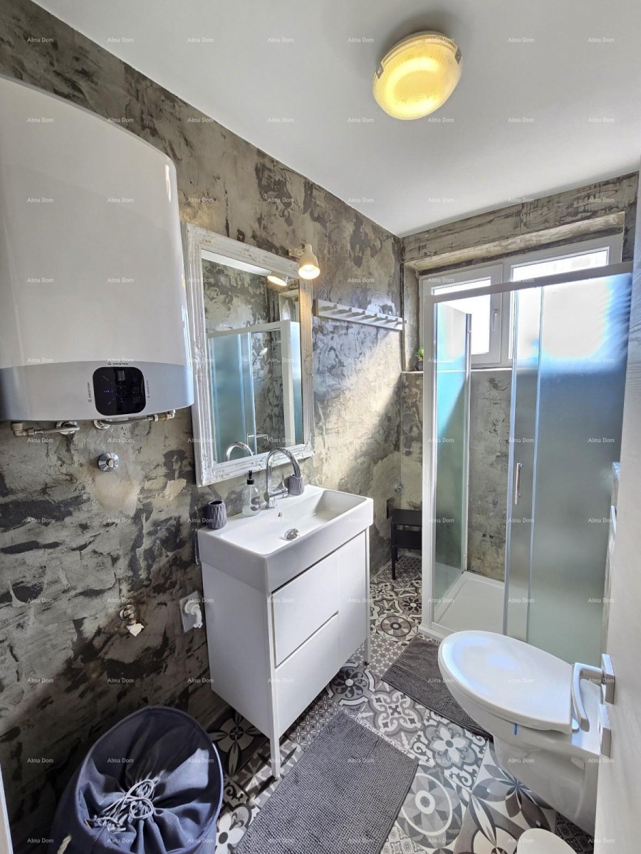 Obiteljski stan nedaleko od centra Pule! 19