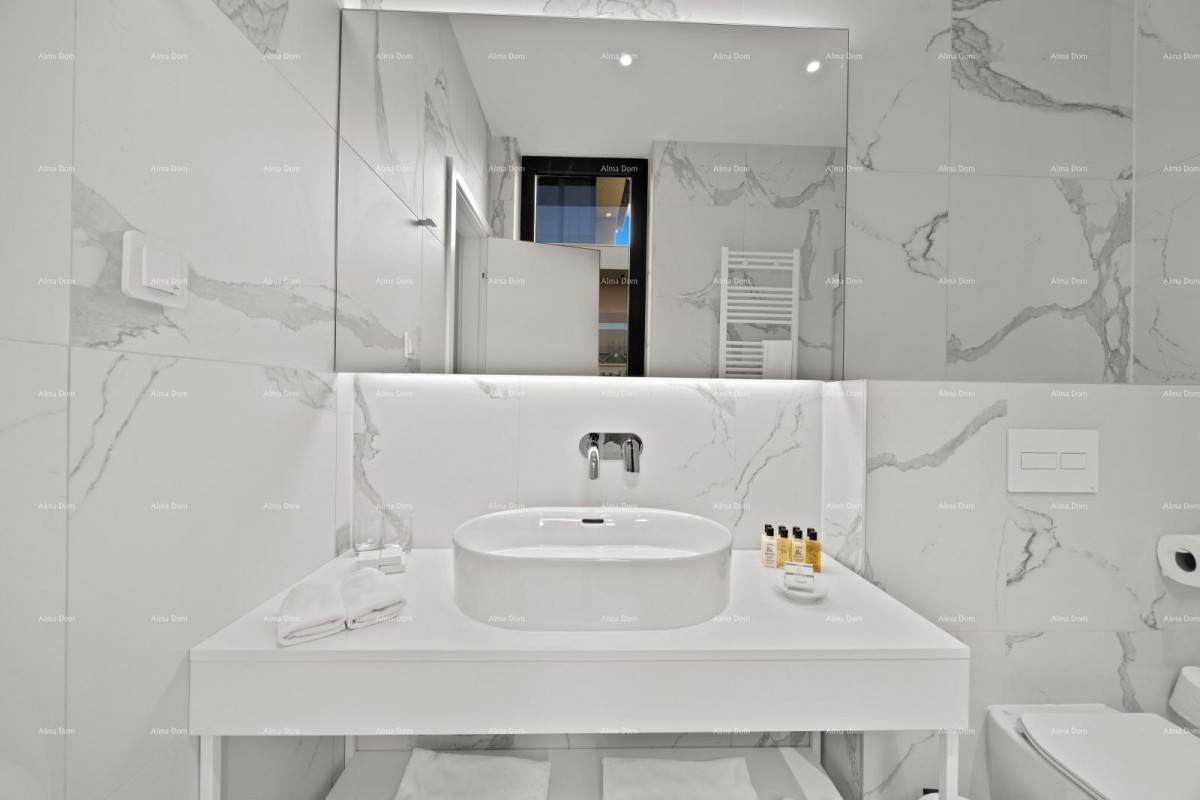 Первый ряд к морю! Роскошный дом в Умаге, 300 м от моря - идеален для семьи с современными удобствами. 17