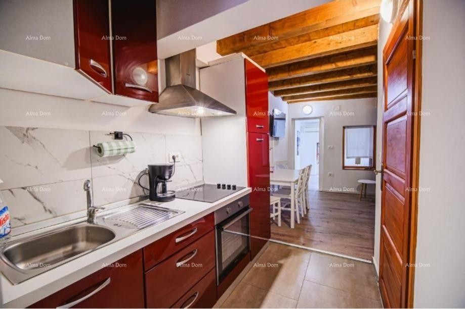 Sale of a furnished and renovated apartment - first row to the sea! Umag 6