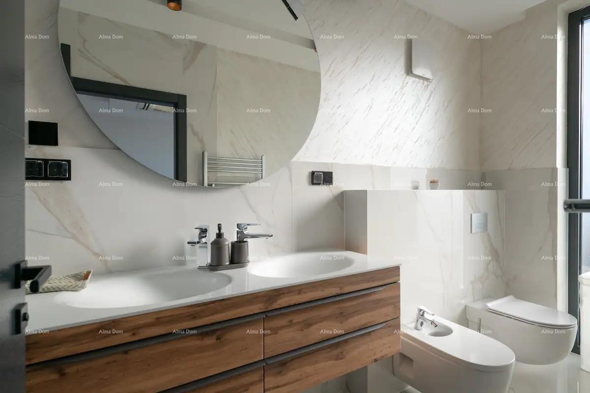 Продаем прекрасную виллу с видом на море! 6