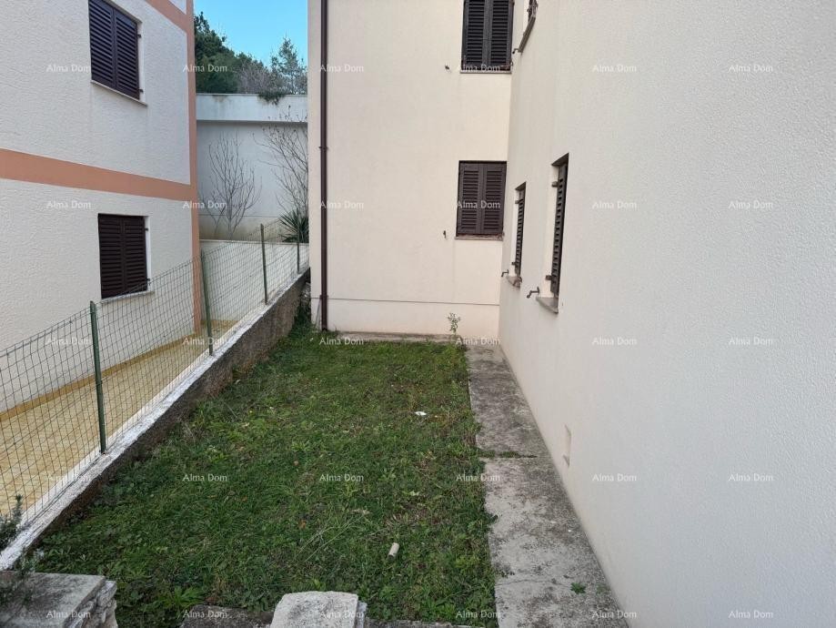 Продажа - квартира на первом этаже с видом на море, Рабац! 1