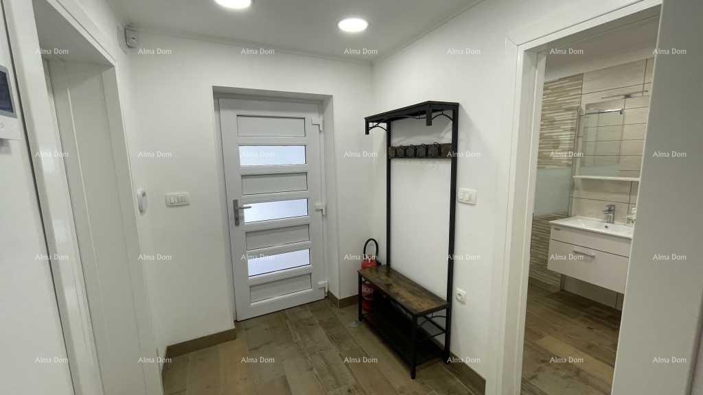 Продается: Полностью и современно отремонтированная вилла 2018 года 8