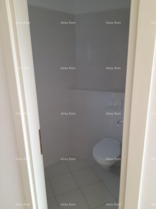 Top posizione! Vendita di un appartamento nelle immediate vicinanze del centro città, Pola! 10