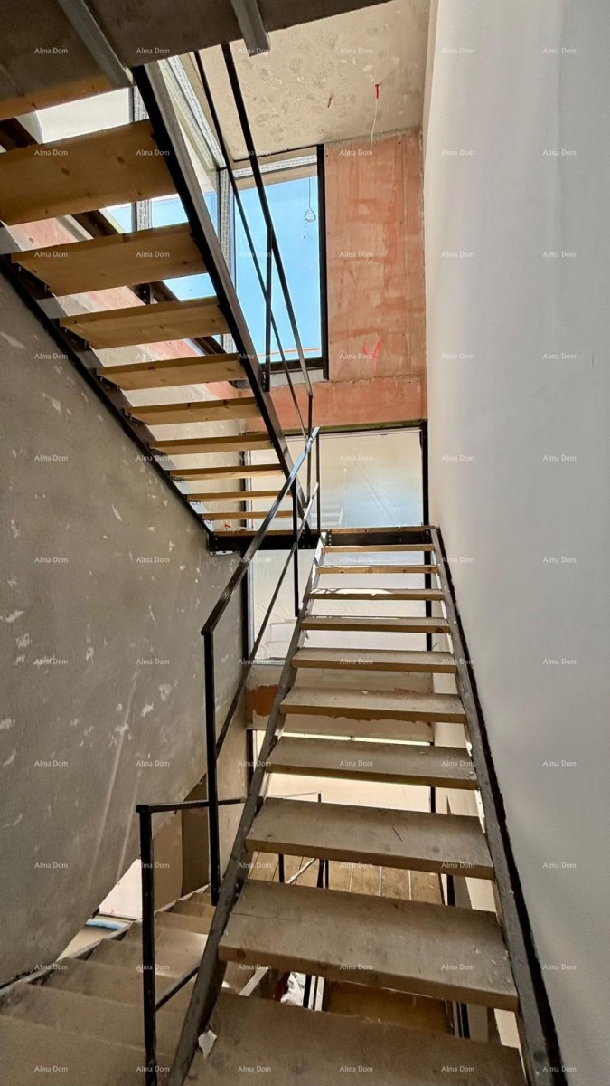 Prodaje se moderna vila u Rovinju 50