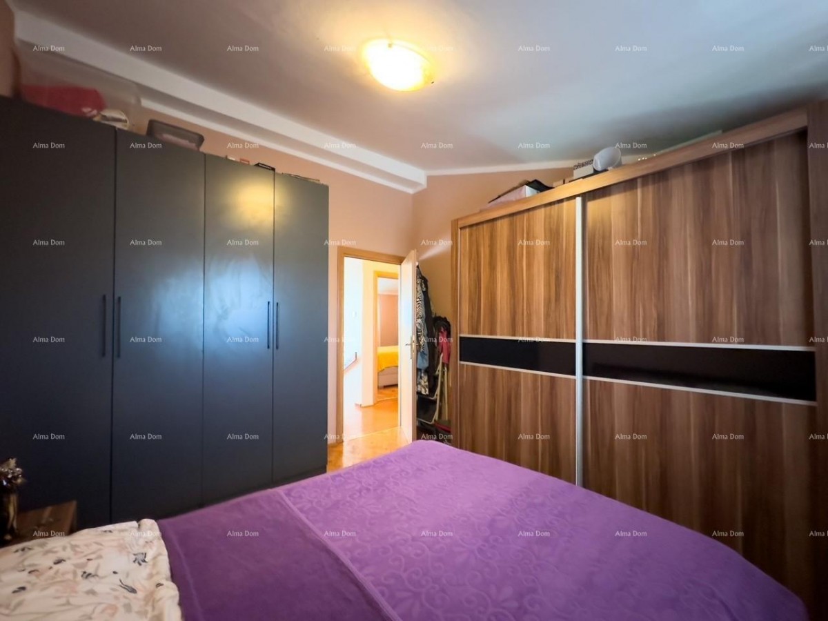 Vendiamo una casa con uffici nel centro di Medolino! 10