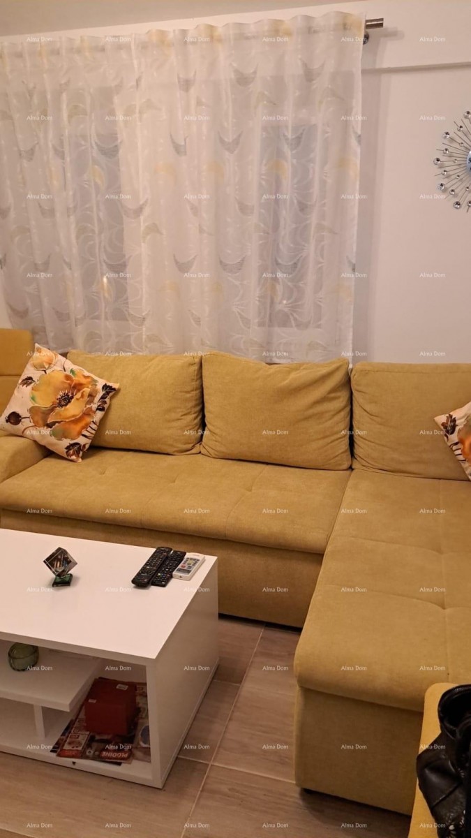 Prodaje se lijep stan u Puli – 33.20m². Blizina Caffe bara 2