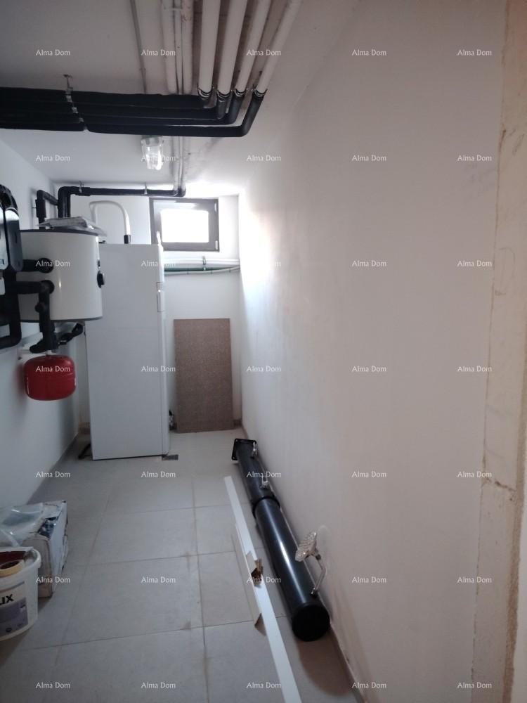 Top-notch three-bedroom apartment with a sea view, furnished 31