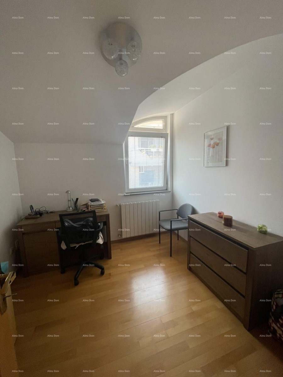 Pula, Veruda – Lungomare, Stan, 73 m² con garage, 300 m dal mare 12