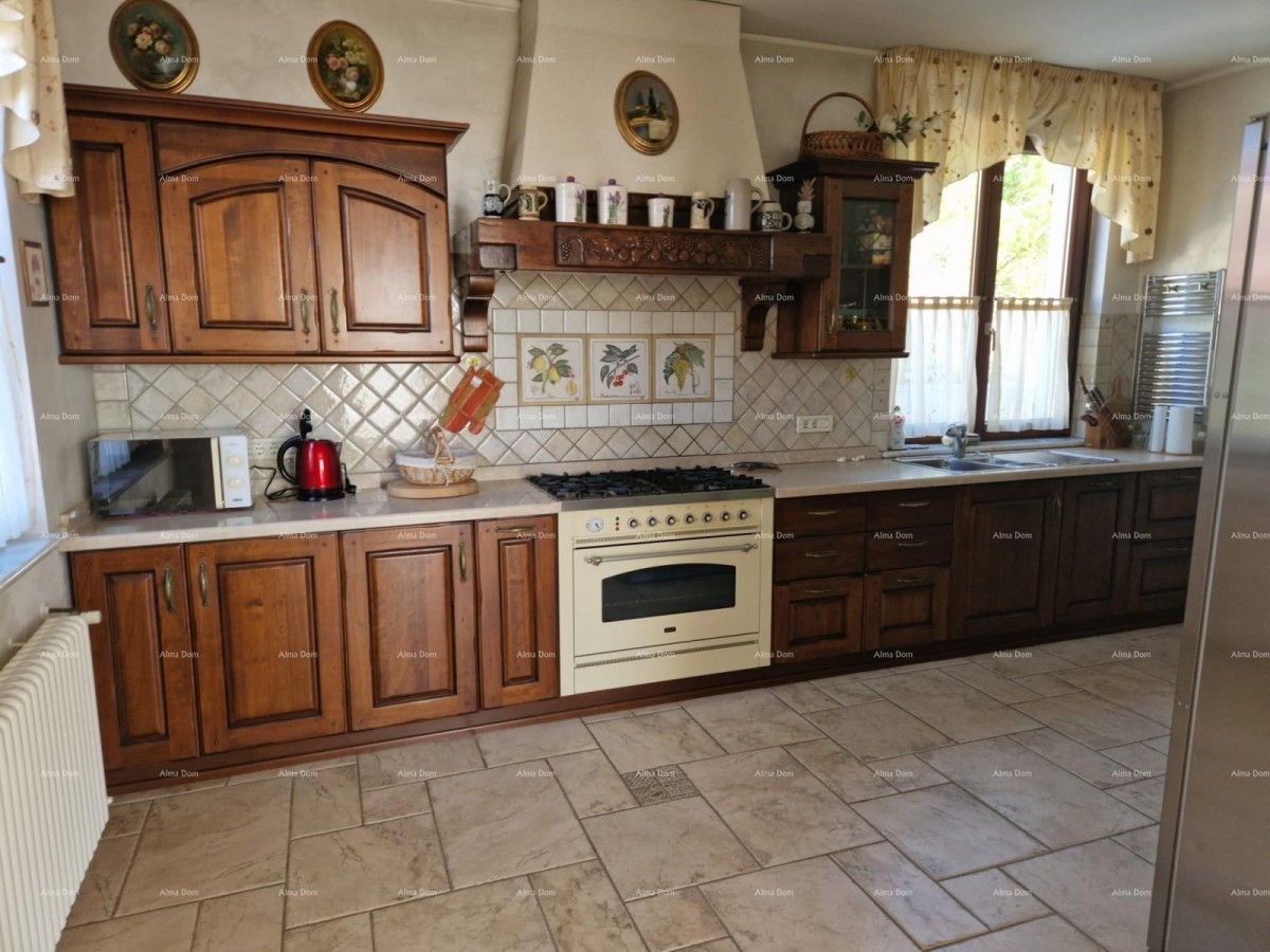 UMAGO - Spaziosa casa con ampio giardino, prima fila al mare 7