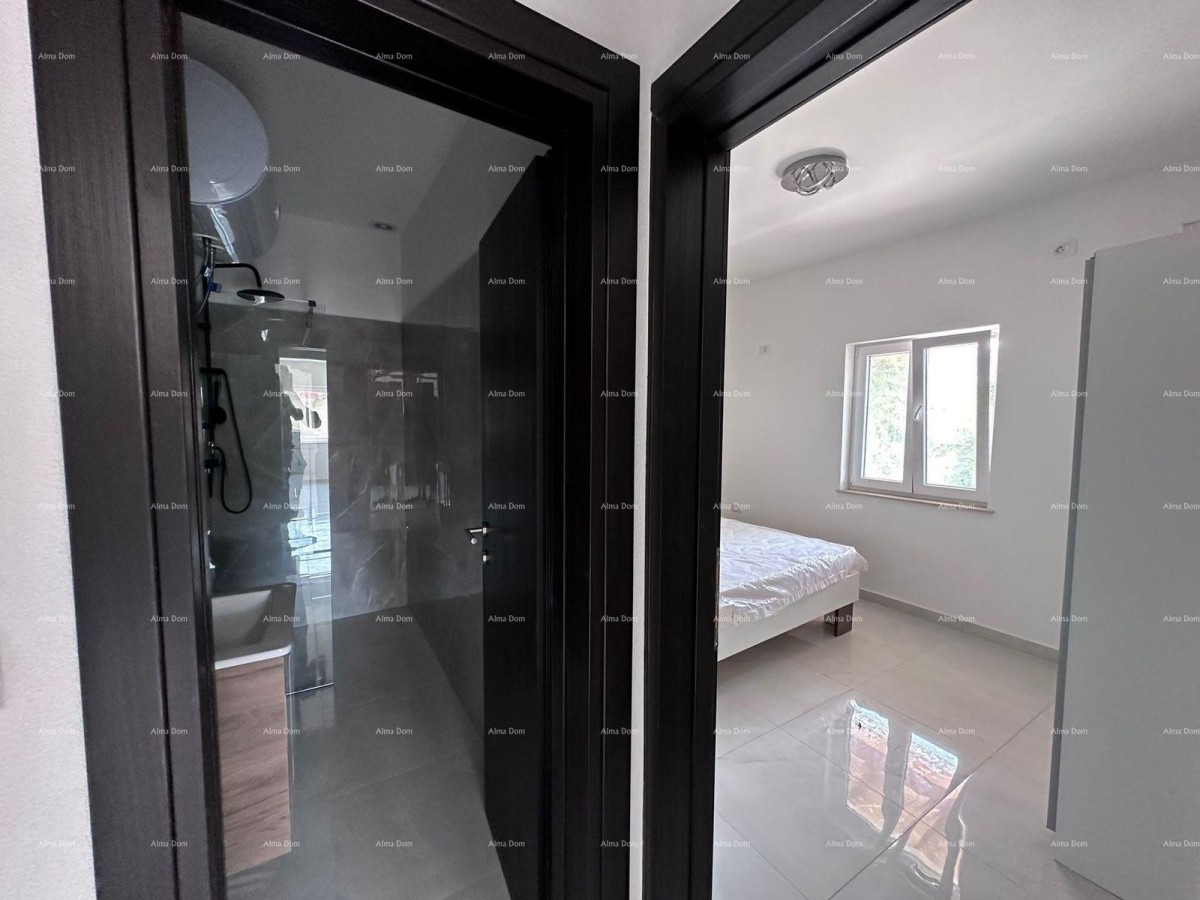 Prodaja fantastične hiše s tremi stanovi v Medulinu! 29