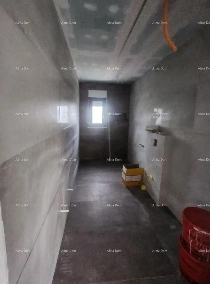 Prodaje se kuća, okolica Raša 9