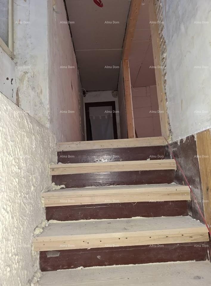 Antica casa in pietra con giardino, vicino a Pazin 9