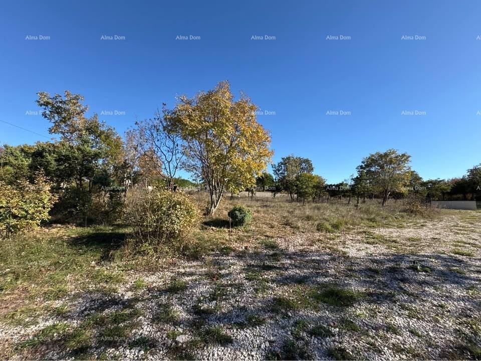 Terreno edificabile con permesso di costruzione definitivo – Barban 1