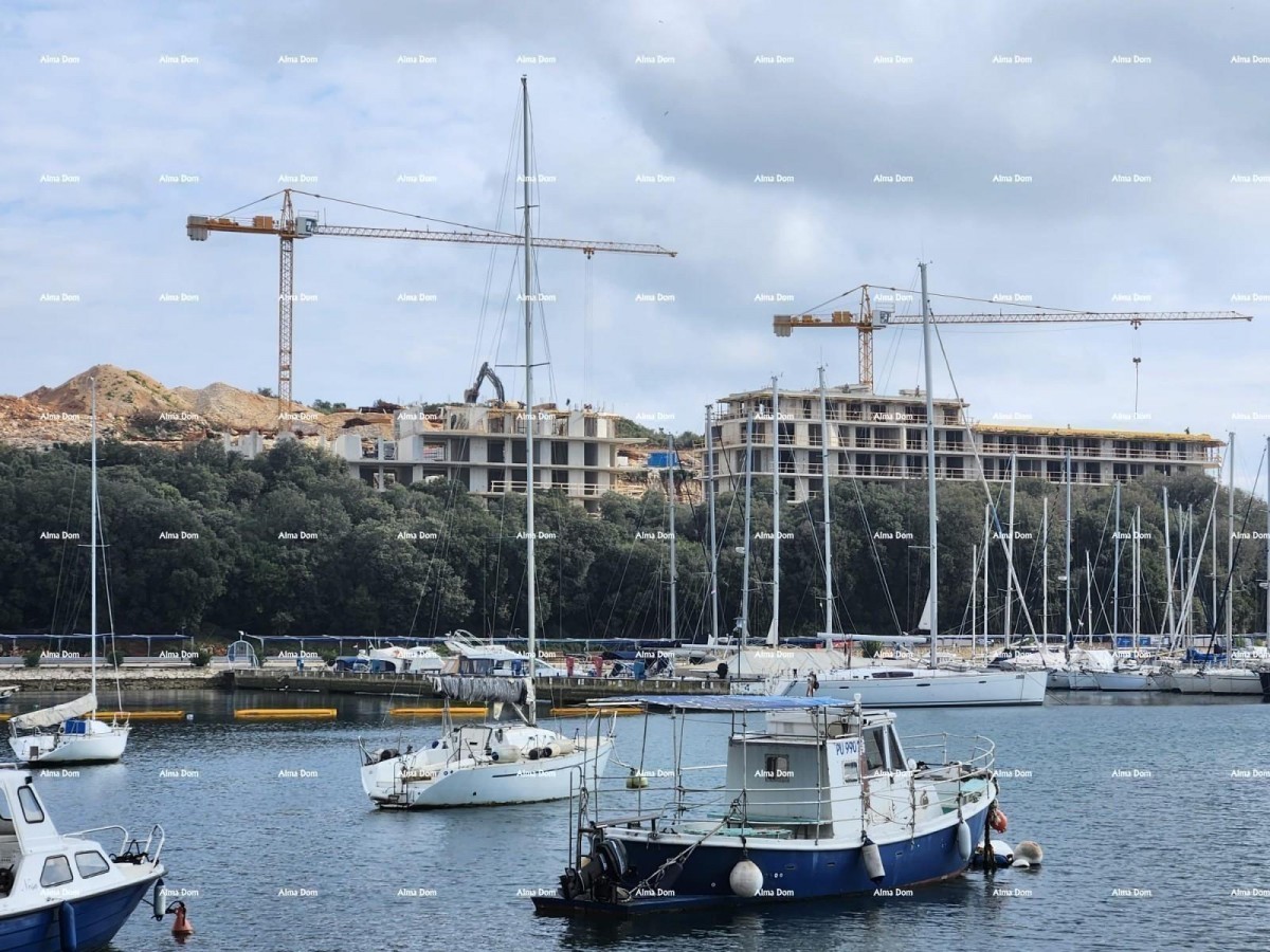 Prodaja modernih stanova u eksluzivnoj zgradi sa pogledom na marinu, Pula!C11 13