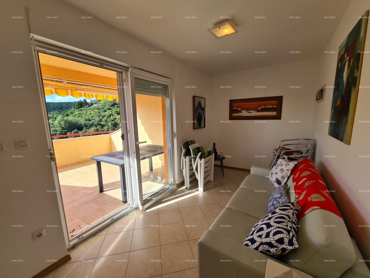 Apartma z odprtim pogledom na zaliv in morje. 17