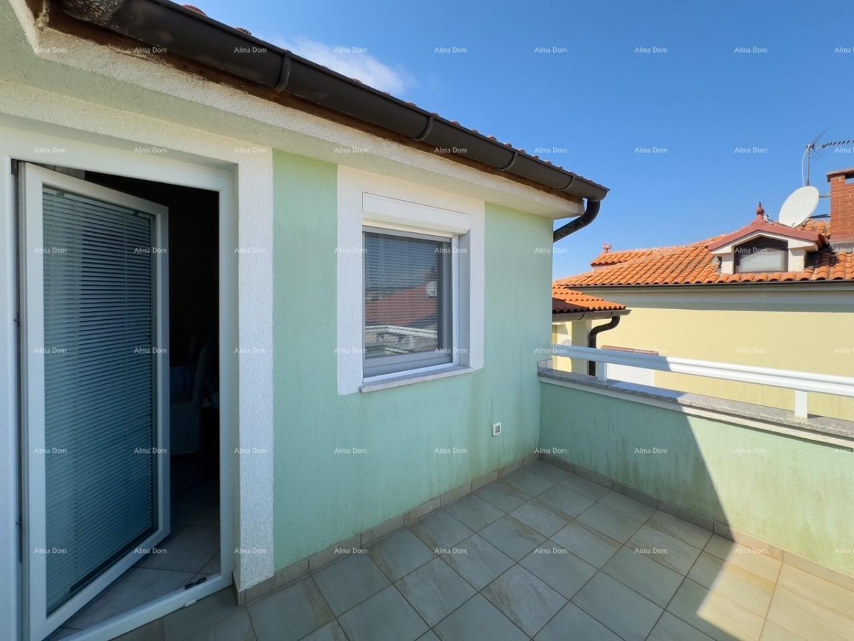 МЕДУЛИН! Студия-апартамент на втором этаже многоквартирного дома. 14