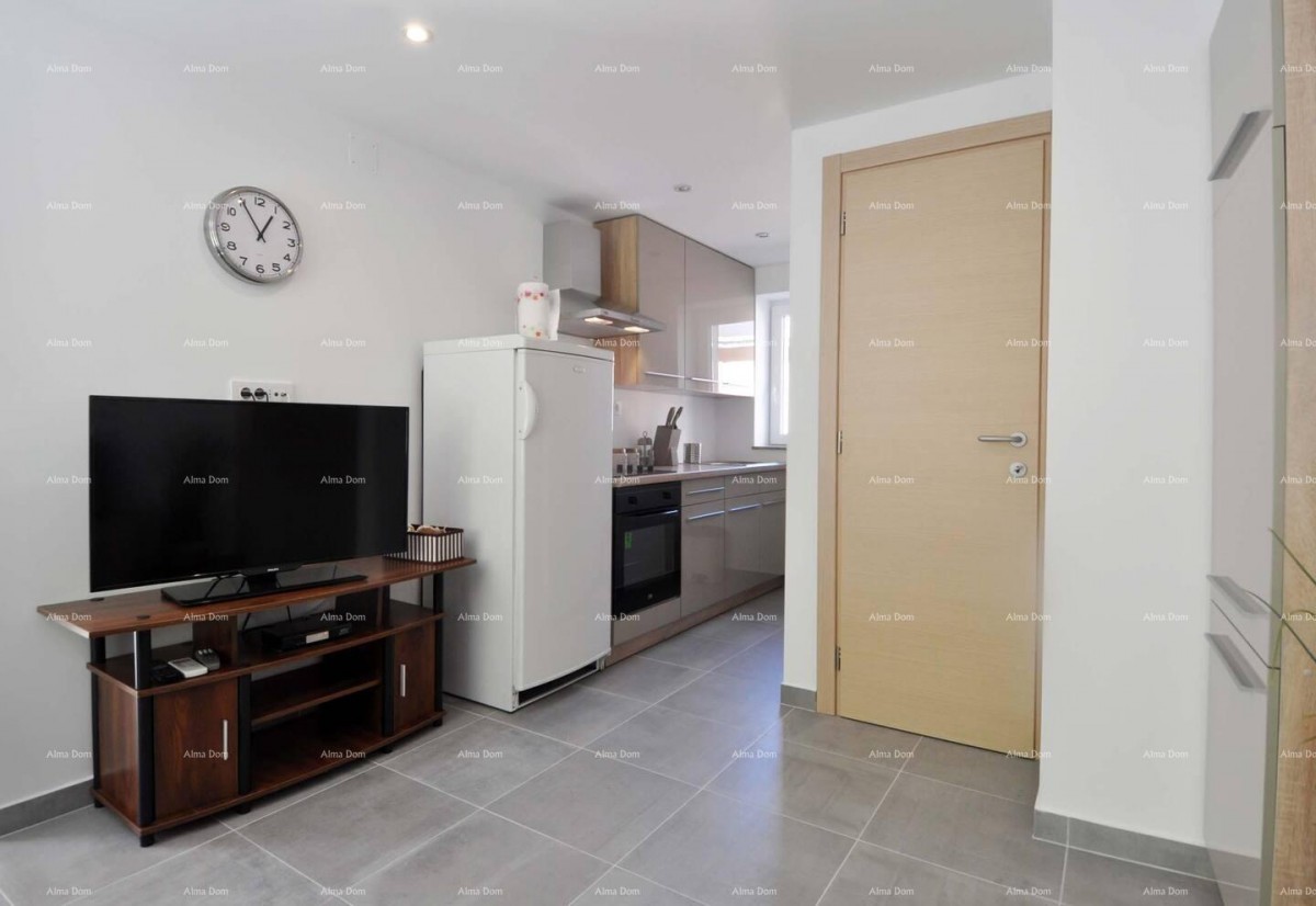 Premantura! Casa con due appartamenti! 10