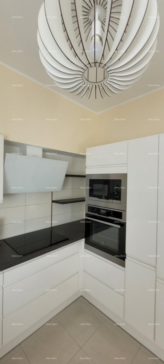 Ližnjan! Opremljen stan! Pogled na more! 10