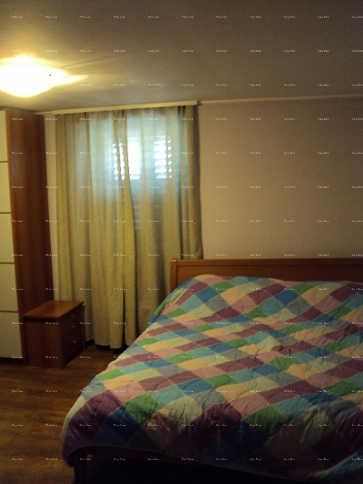 STAN 75 m² U CENTRU BRTONIGLE 10