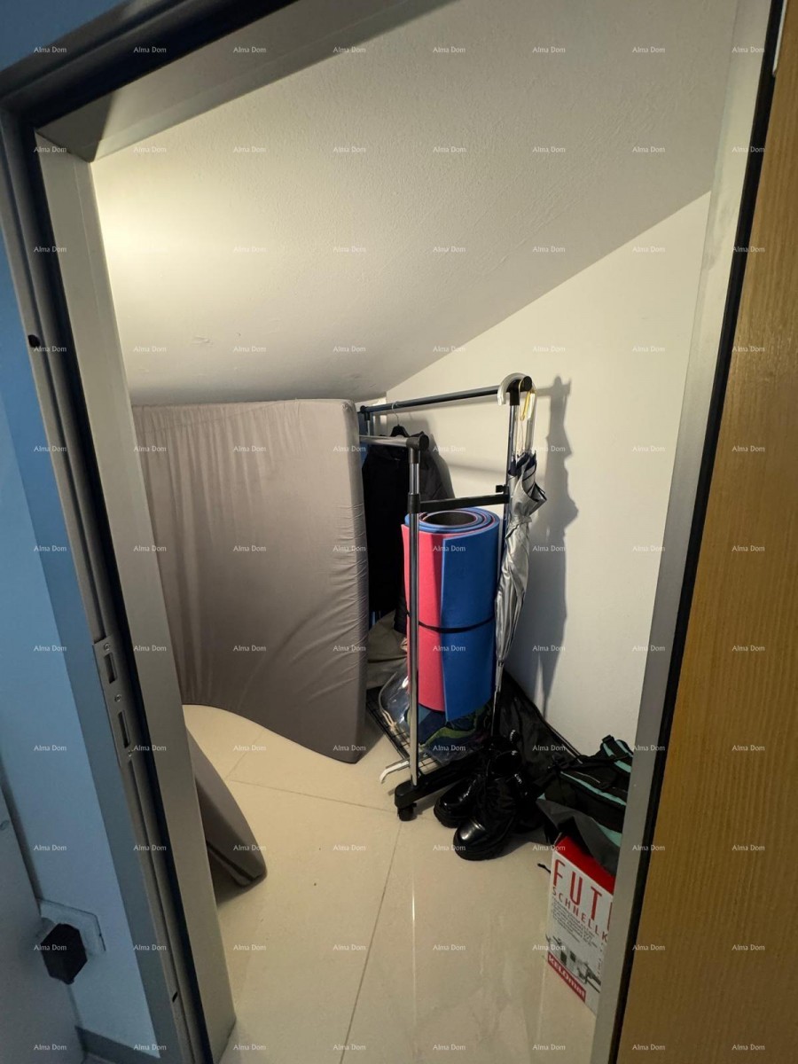 Новиград, с одной спальней. Здание с лифтом. 7