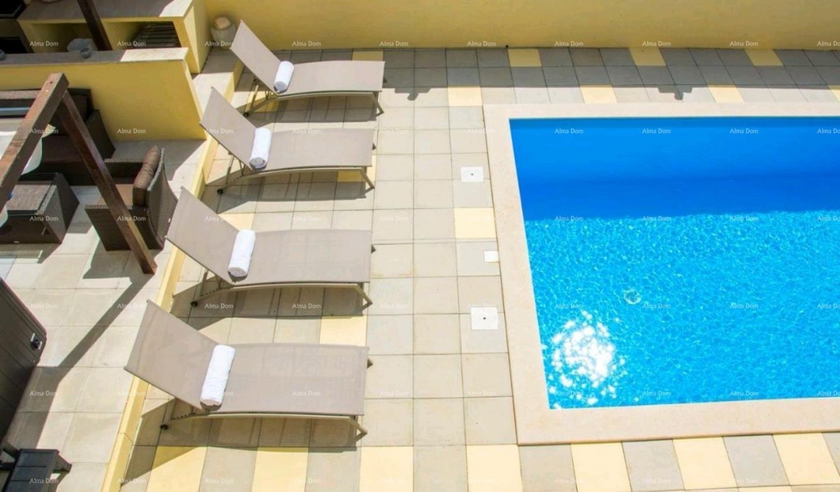 Casa con piscina a Poreč! 5