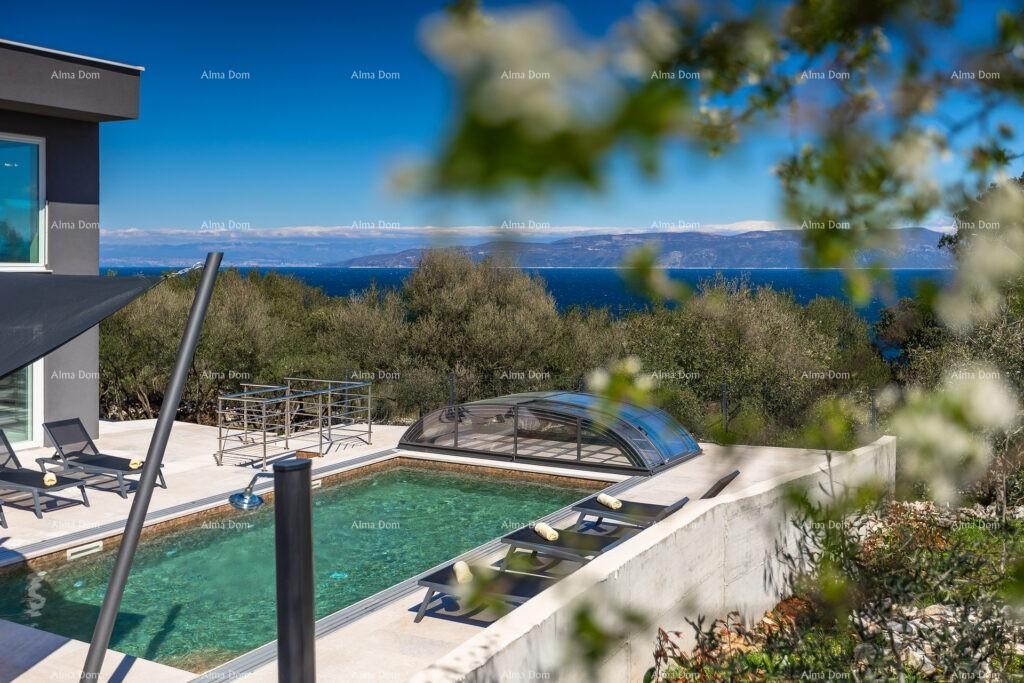 Moderna villa con piscina riscaldata e vista mare 16