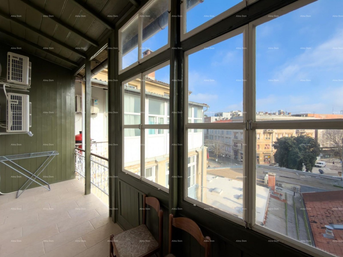 Ristrutturato appartamento nel centro di Pola! 28