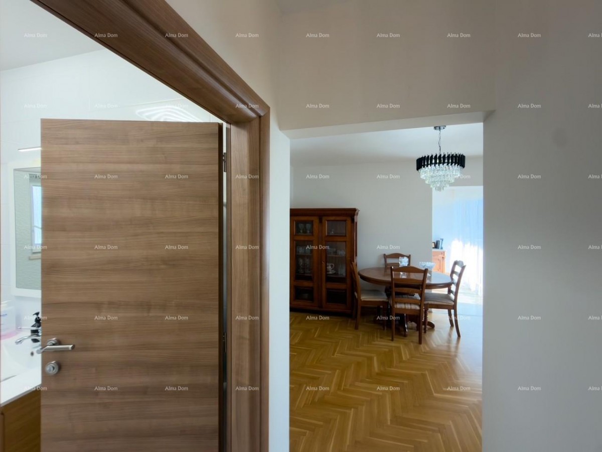 Ližnjan, uređena I kompletno namještena kuća sa garažom i konobom 20