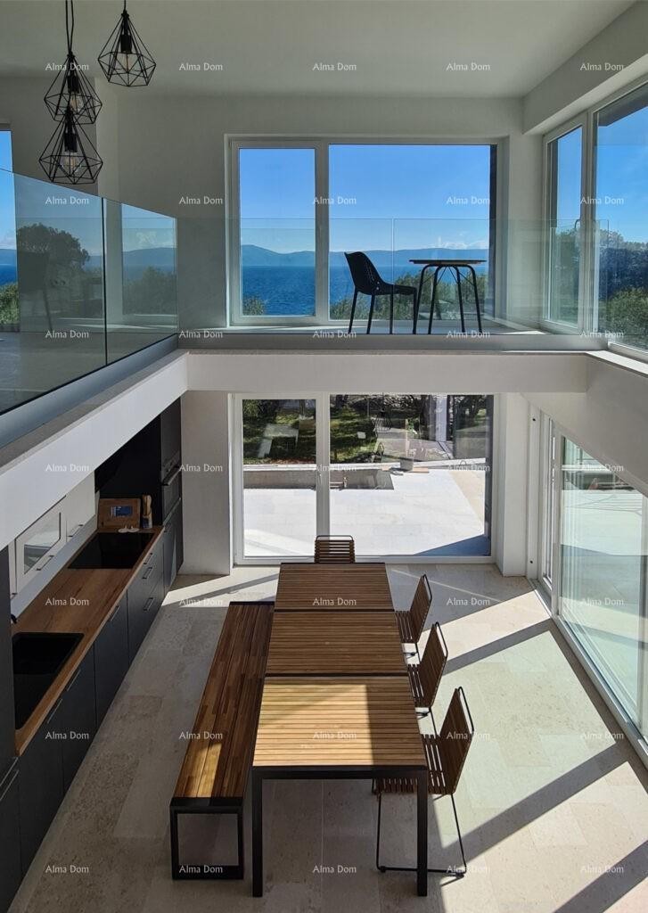 Moderna villa con piscina riscaldata e vista mare 3