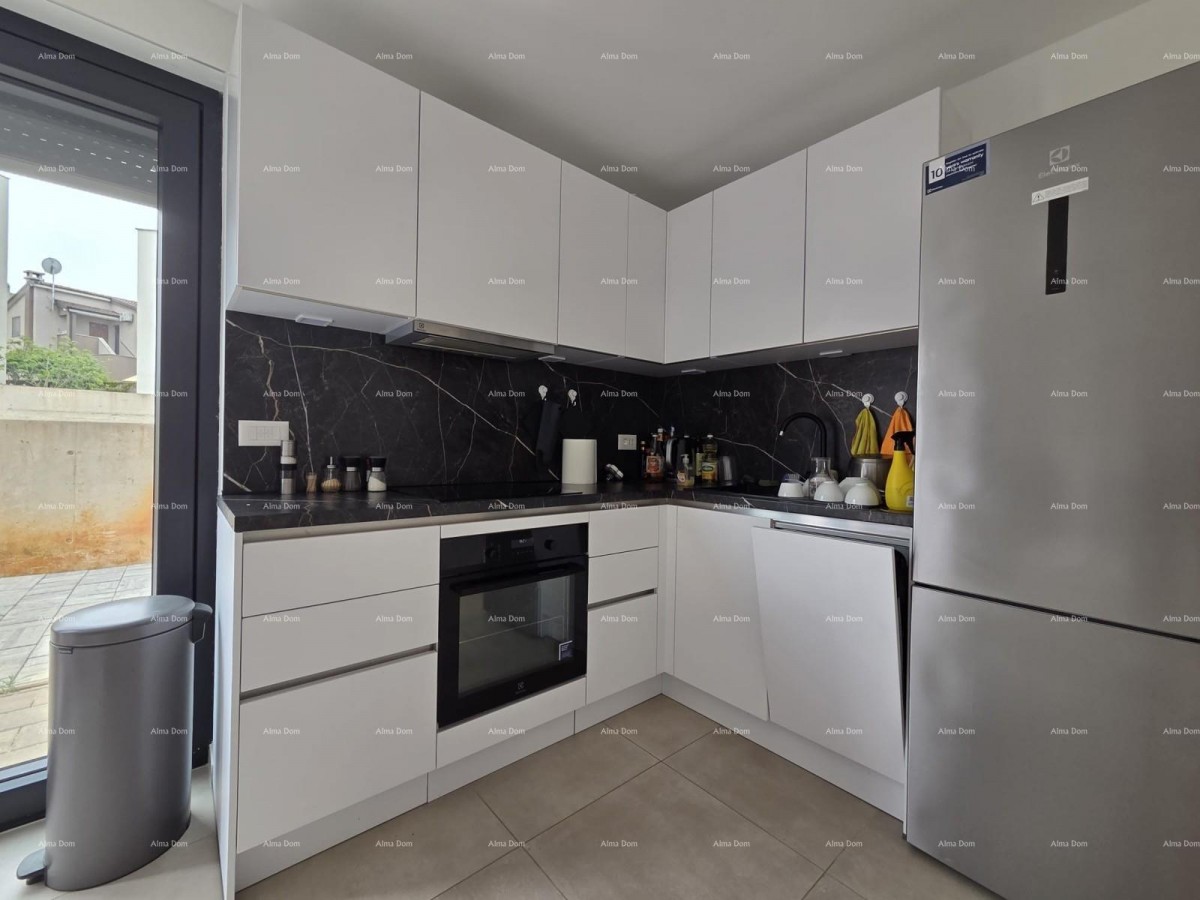 Appartamento moderno di 70 m2 con giardino – Štinjan, Pola 2